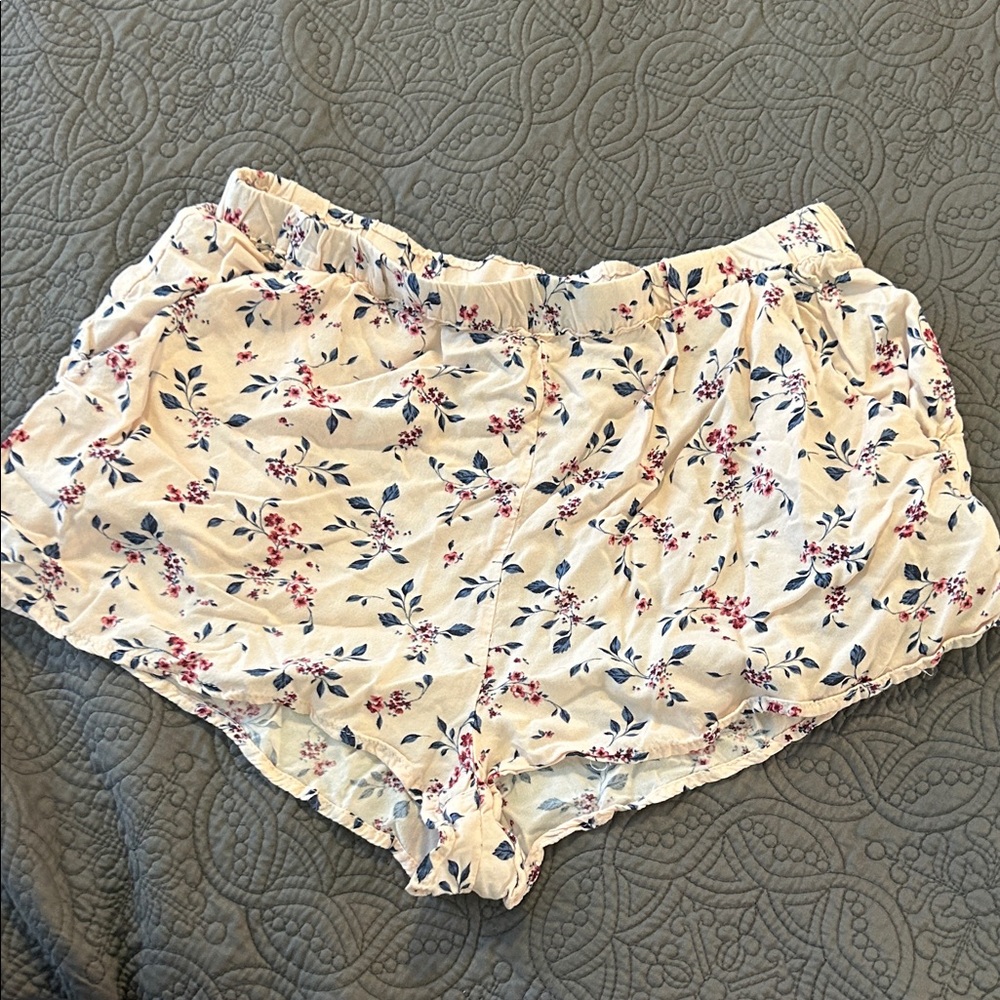 4/$20 H&M Pink  Floral Shorts